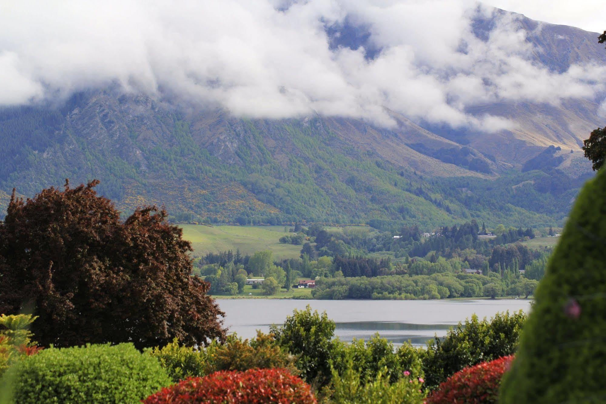 The Shan'S Lodge Queenstown Buitenkant foto