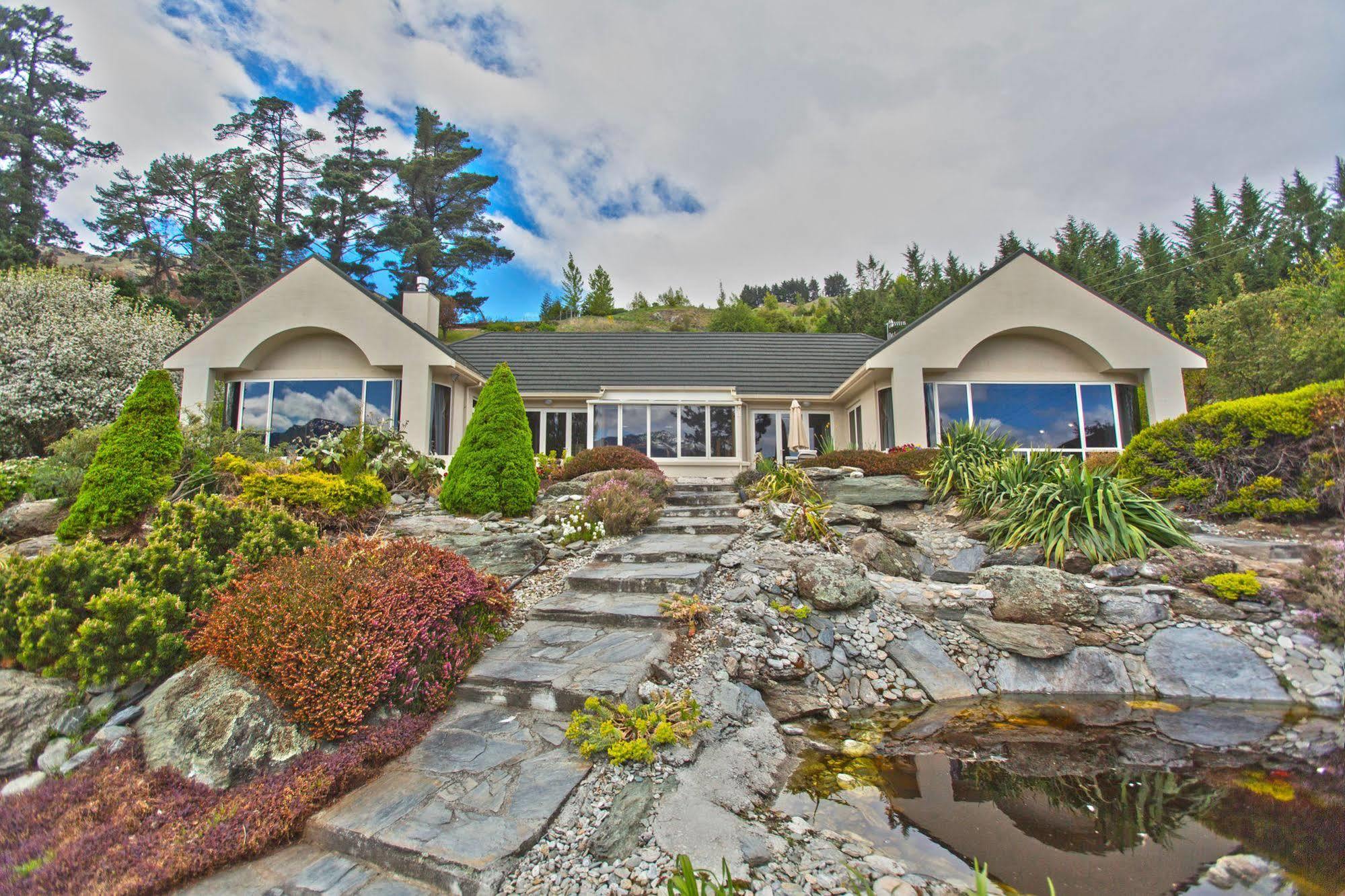 The Shan'S Lodge Queenstown Buitenkant foto